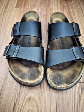 Birkenstock Arizona Black Leather Two-Strap Sandals – Size 40